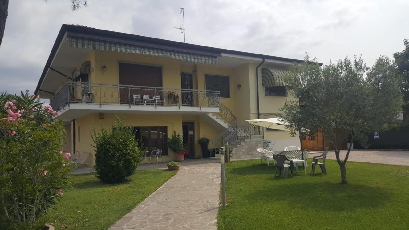 Hotel Il Melograno Peschiera del Garda Exterior foto