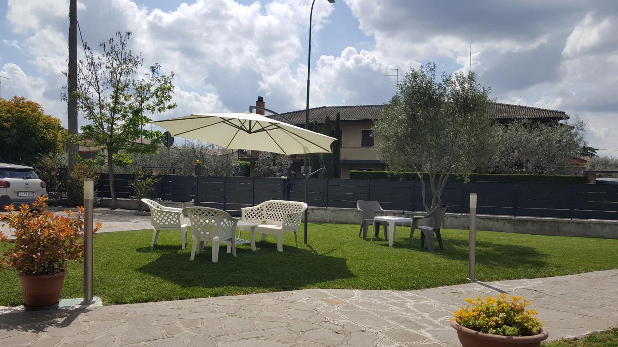 Hotel Il Melograno Peschiera del Garda Exterior foto