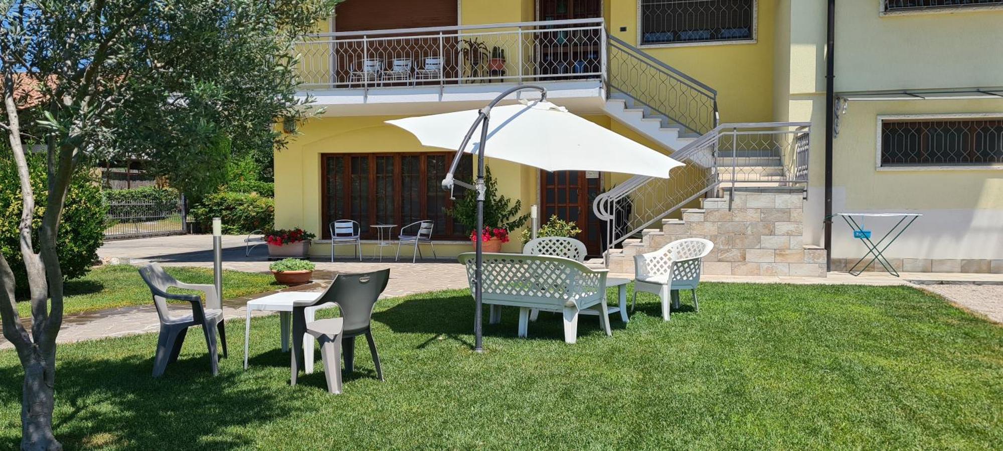 Hotel Il Melograno Peschiera del Garda Exterior foto